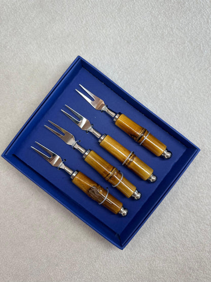 Conjunto 4 Garfos para Petisco de Aço Inox com Cabo de Bambu