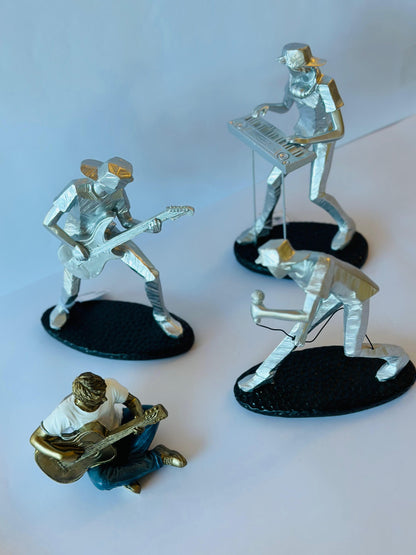 ESCULTURA HOMEM COM VIOLÃO