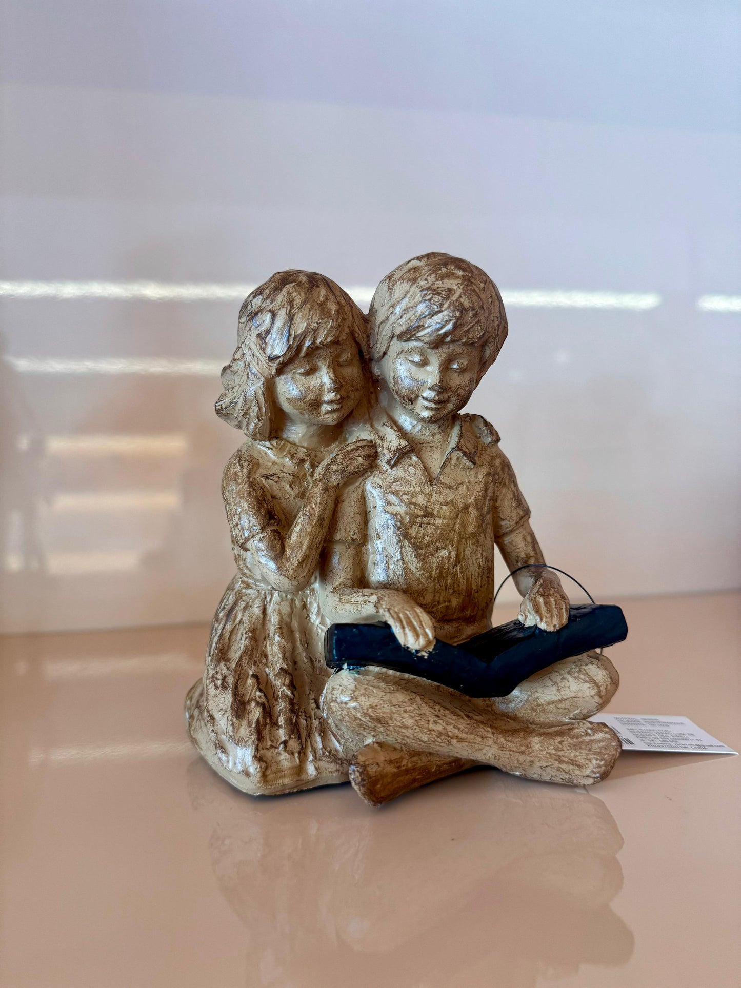 ESCULTURA  LEITURA - INFÂNCIA E AFETO