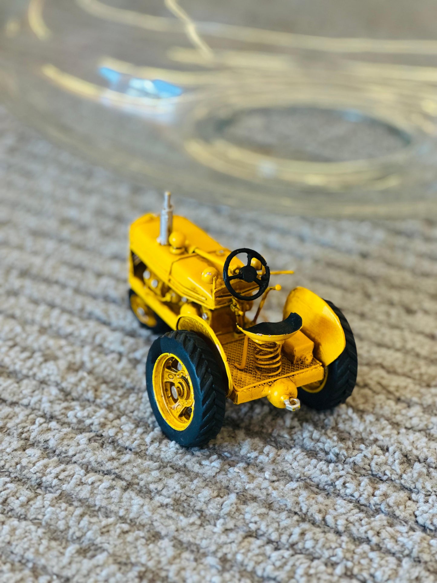 TRATOR MINIATURA VINTAGE