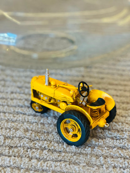 TRATOR MINIATURA VINTAGE